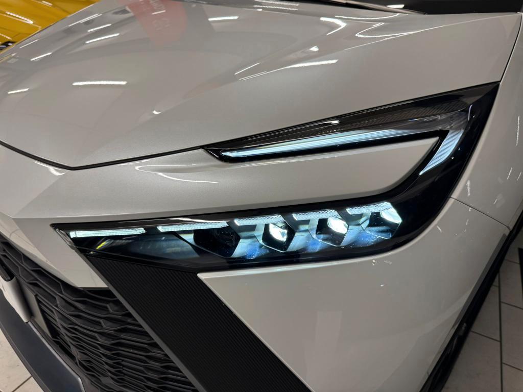 Toyota C-HR 1.8 hev Trend fwd e-cvt
