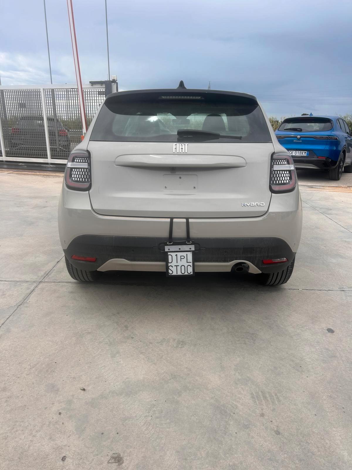 Fiat 600 Hybrid 110 CV DCT MHEV Pop