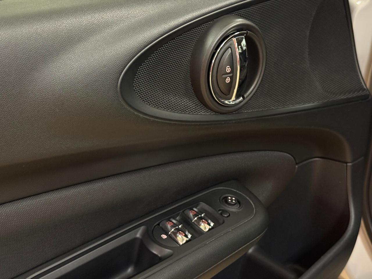 Mini Cooper D Clubman 2.0 150cv IVA ESPOSTA