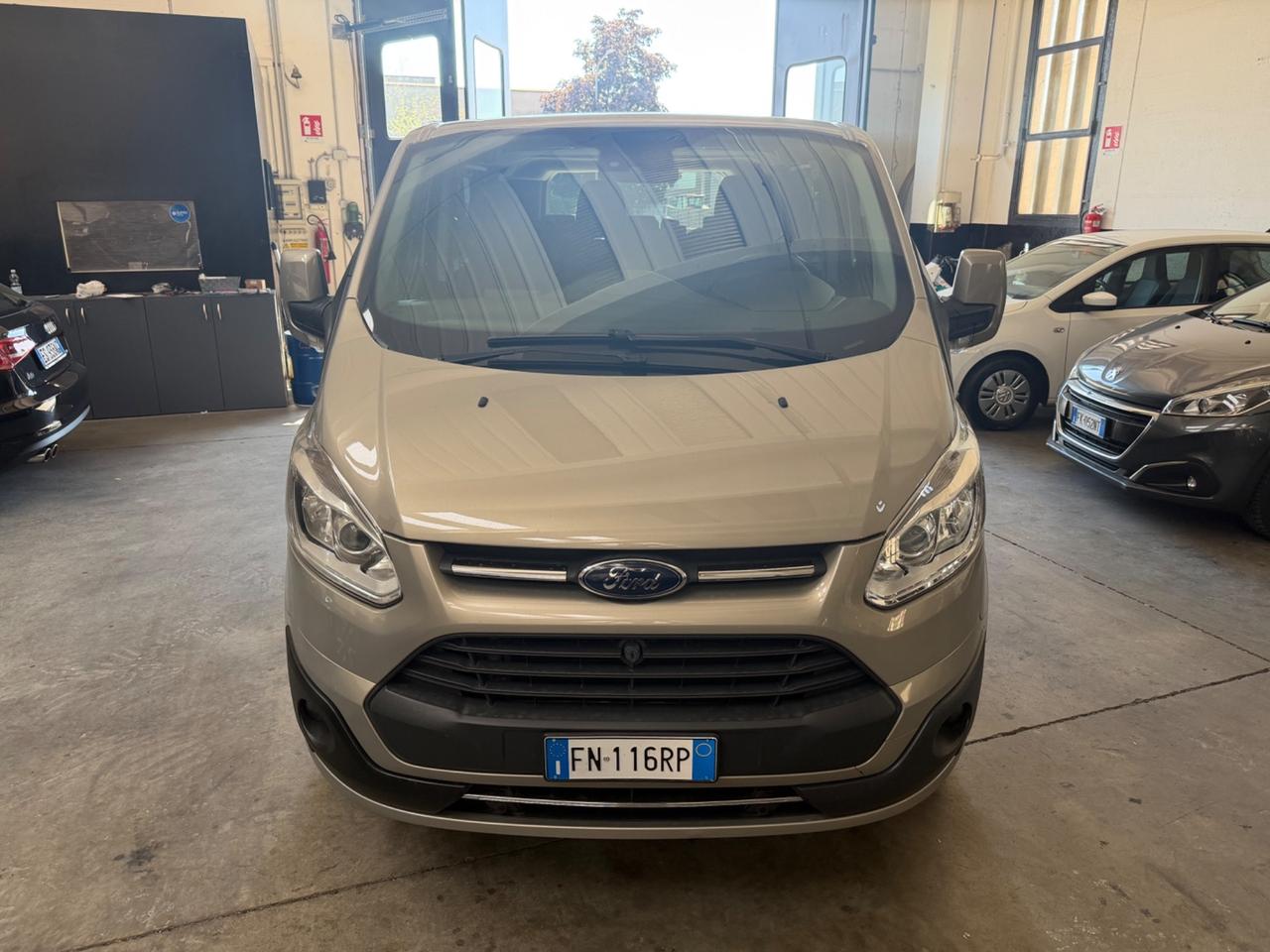 Ford Tourneo Custom 310 2.0 TDCi 130CV PC Titanium