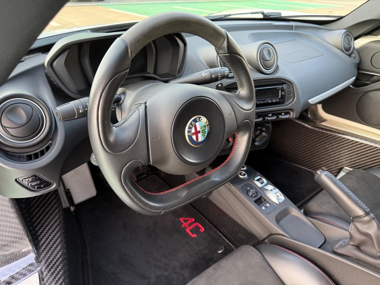 Alfa Romeo 4C TRISTRATO MADREPERLA-SCARICO RACING-CARBONIO