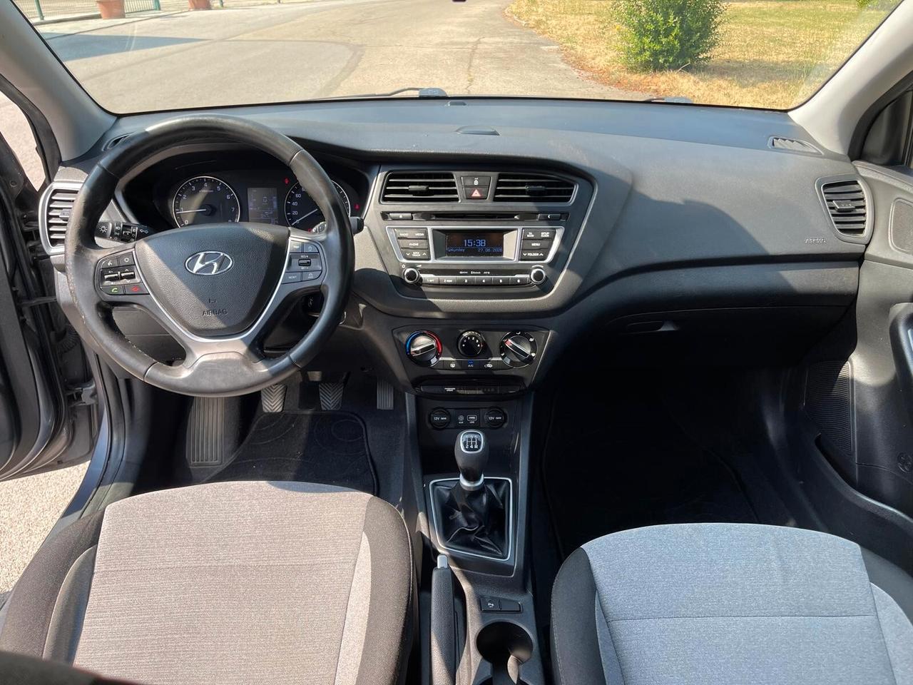 Hyundai i20 1.2 84 CV 5p Style - Neopatentati