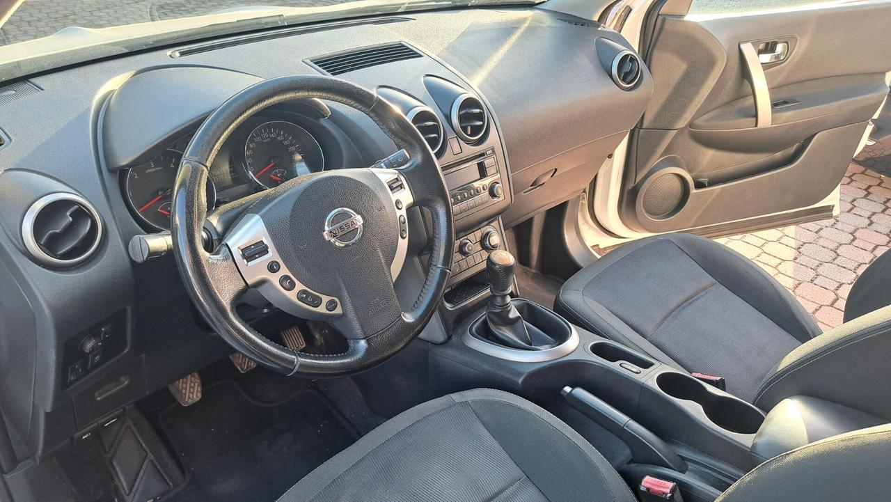 Nissan Qashqai 1.5 dCi DPF Tekna