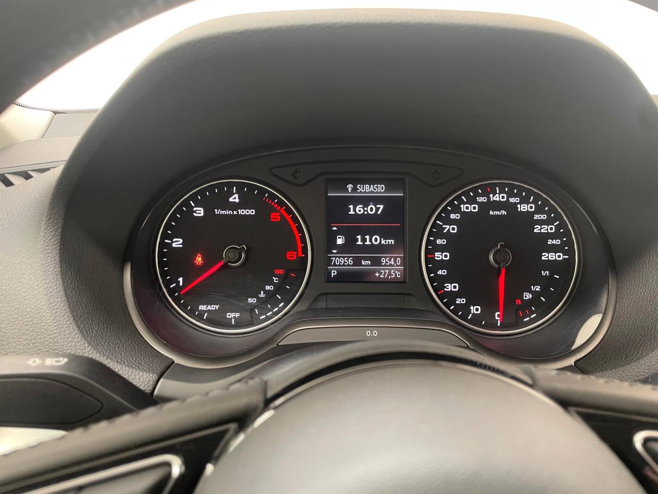 Audi Q2 1.6 116 CV 30 TDI S tronic Identity Black