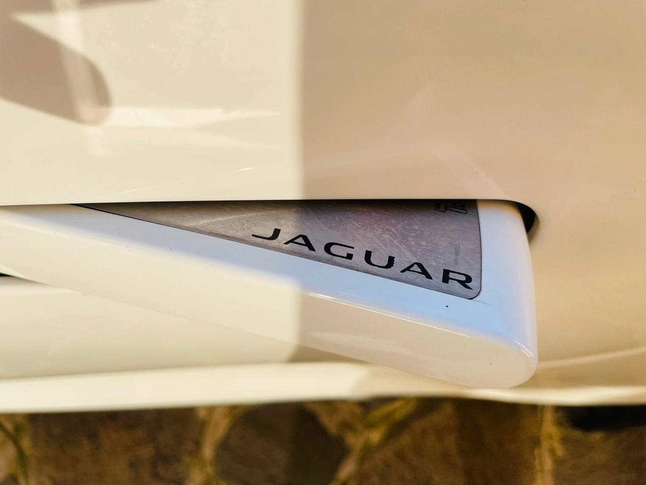 Jaguar F-Type 2.0 aut. Coupé R-Dynamic