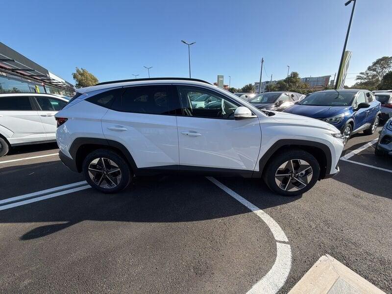 Hyundai Tucson III 2024 1.6 hev Business 2wd auto