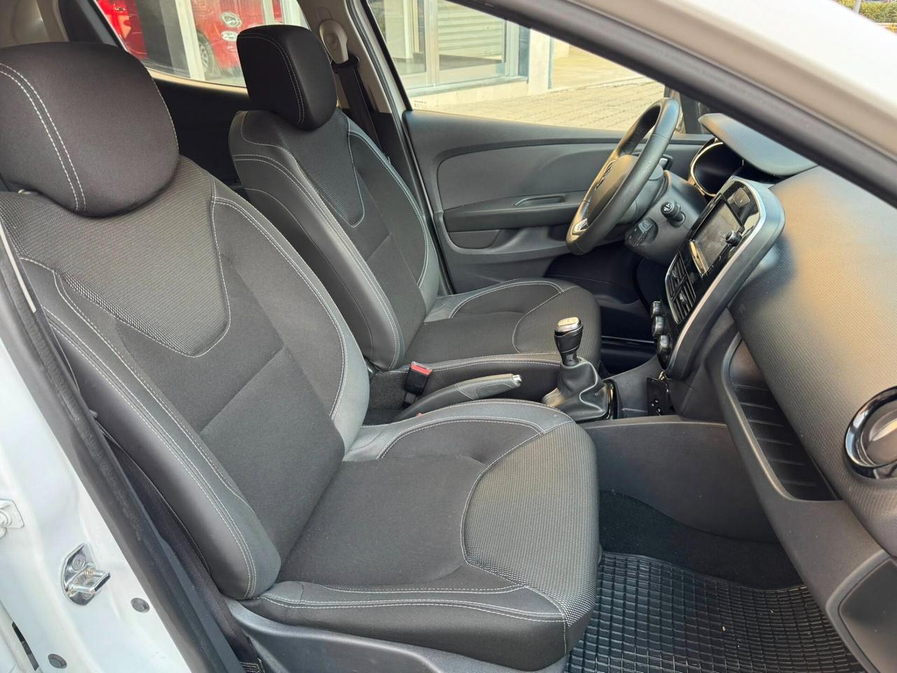 RENAULT CLIO 1.5 DCI 90 CV. 8V. NAVI PERFETTA
