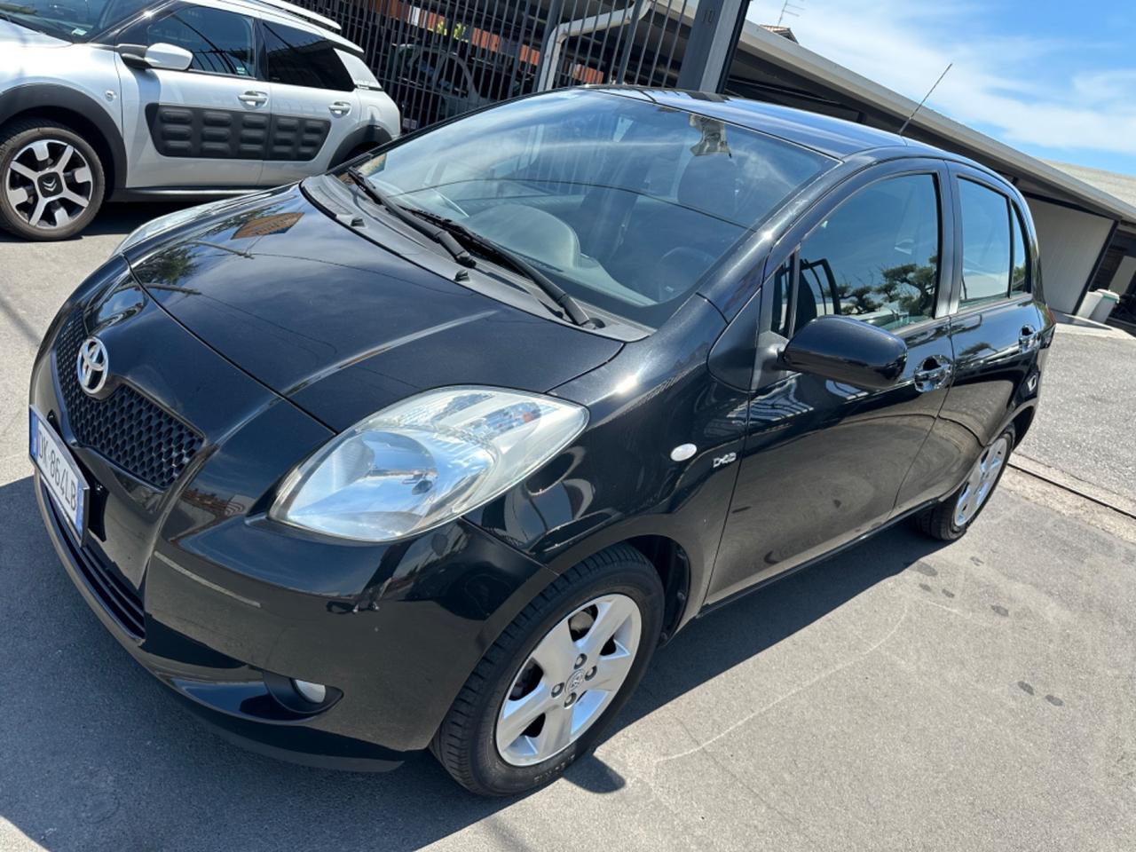 Toyota Yaris 1.4 D-4D 5 porte Sol