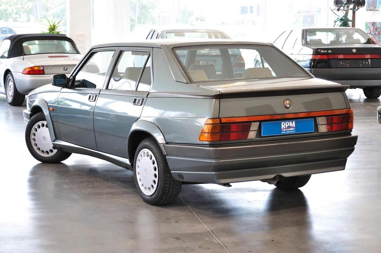 Alfa Romeo 75 2.0i TS 1a serie ASI CRS quadro arancio