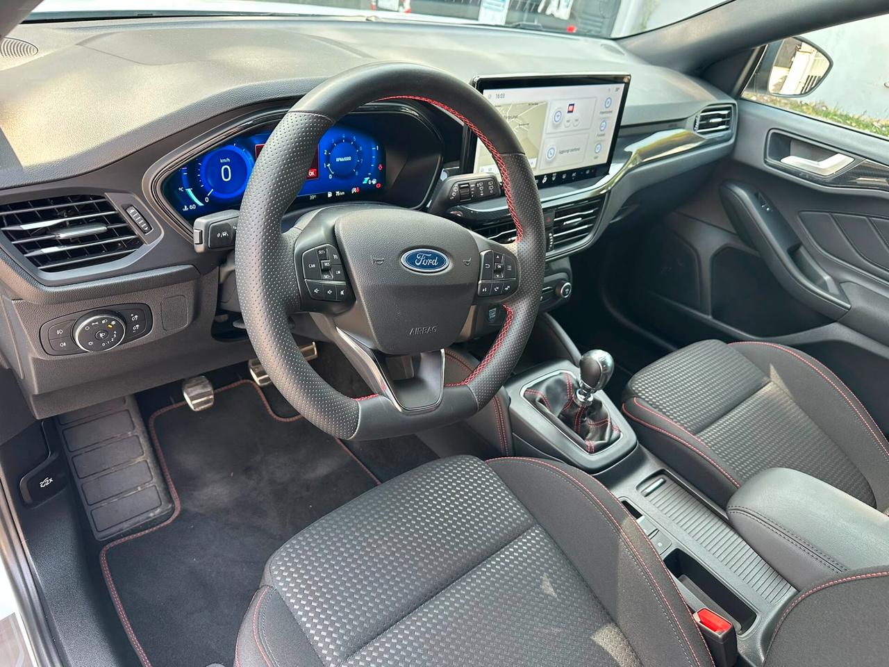 Ford Focus 1.0 EcoBoost Hybrid 155 CV 5p. ST-Line X