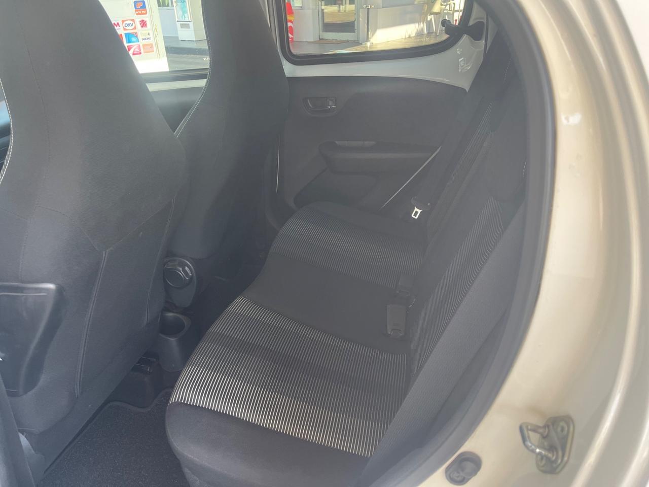 Peugeot 108 VTi 68 5 porte Allure cabrio ok neopatentati