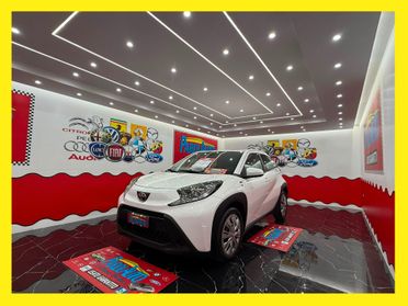 Toyota Aygo X 1.0 72cv 5 porte Lounge - 2023