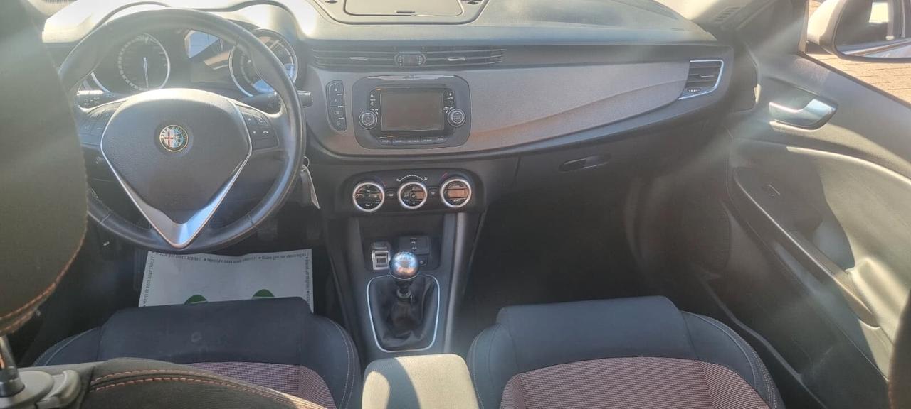 Alfa Romeo Giulietta 1.6 JTDm-2 105 CV Exclusive