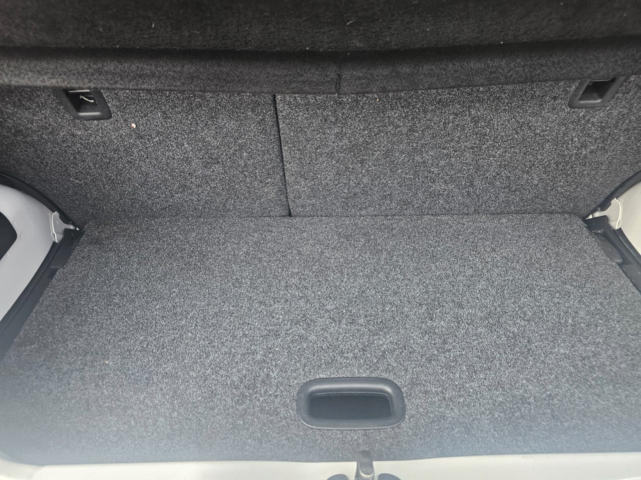 Volkswagen Up! 1.0 Benzina.75CV.Technology.2015