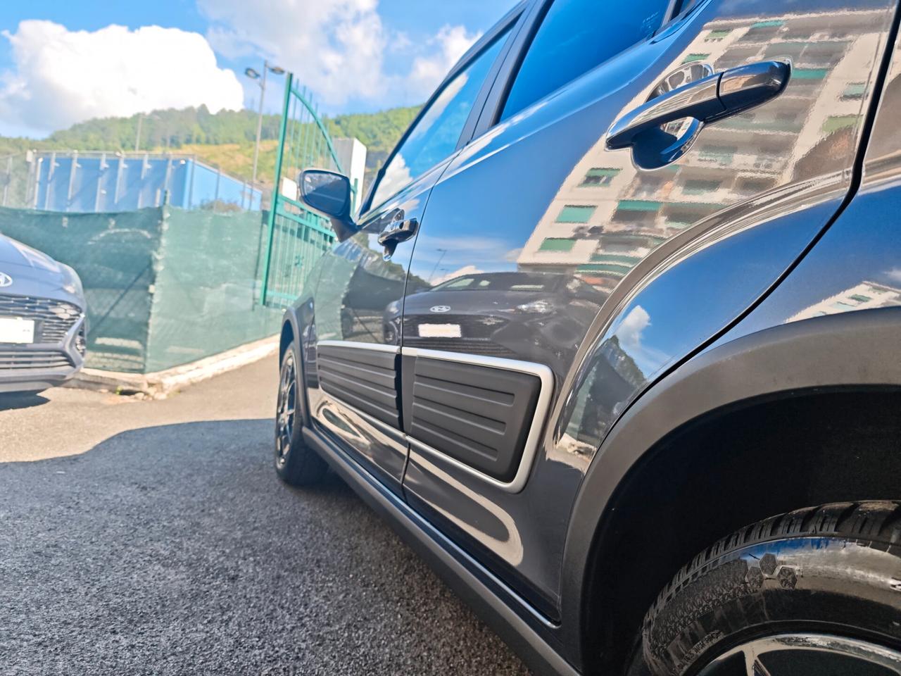 Suzuki Ignis 1.2 Hybrid Top