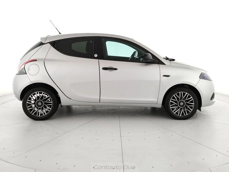 Lancia Ypsilon Ypsilon 1.2 Silver Gpl 69cv