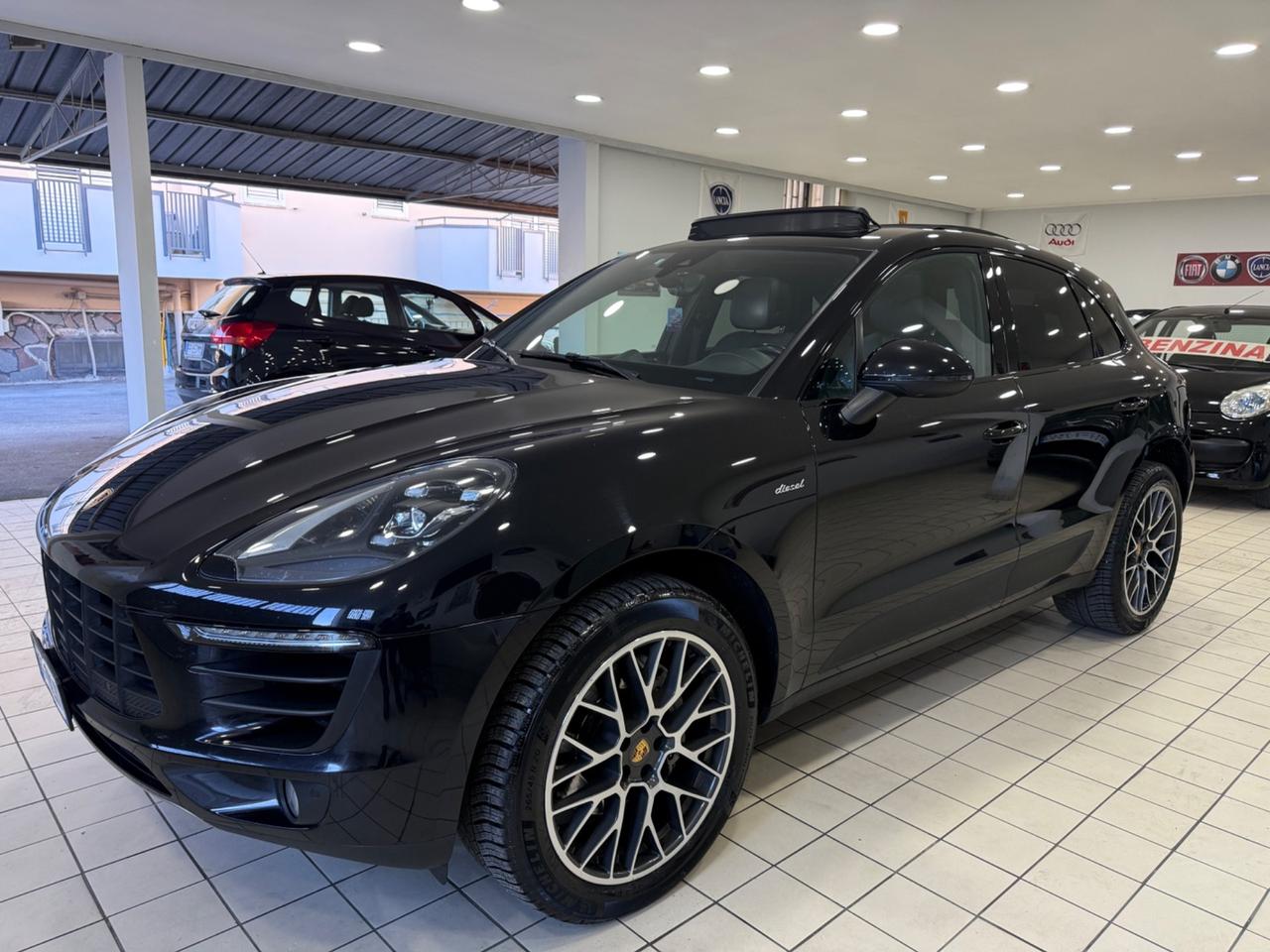 Porsche Macan 3.0 full optional