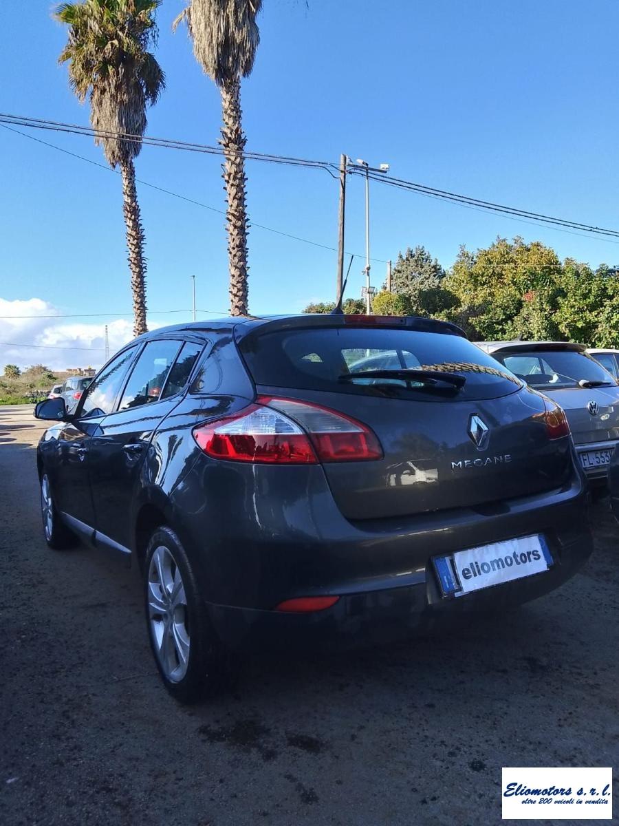 RENAULT - Mégane - 1.9 dCi 130CV Luxe
