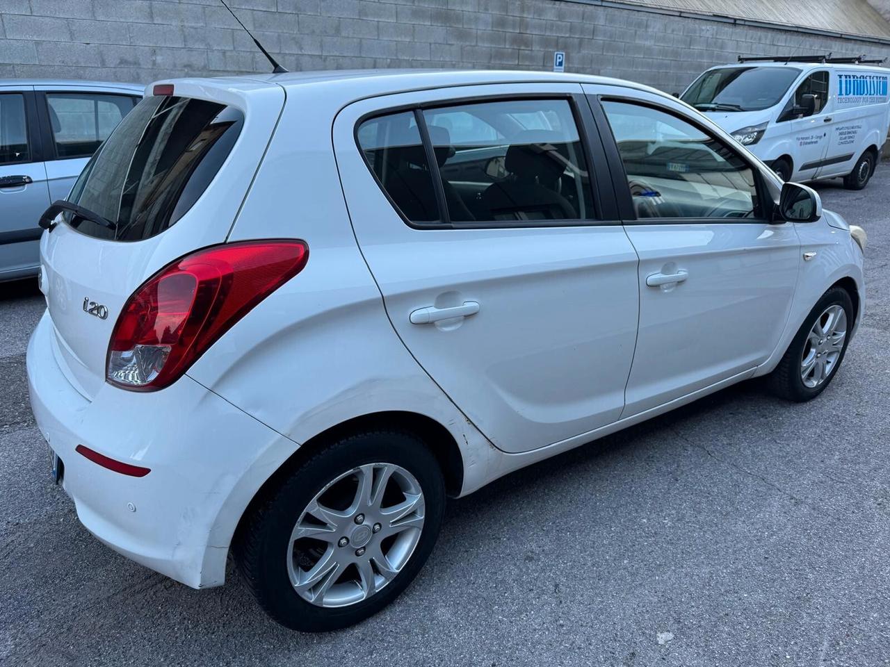 Hyundai i20 1.2 5p. Classic