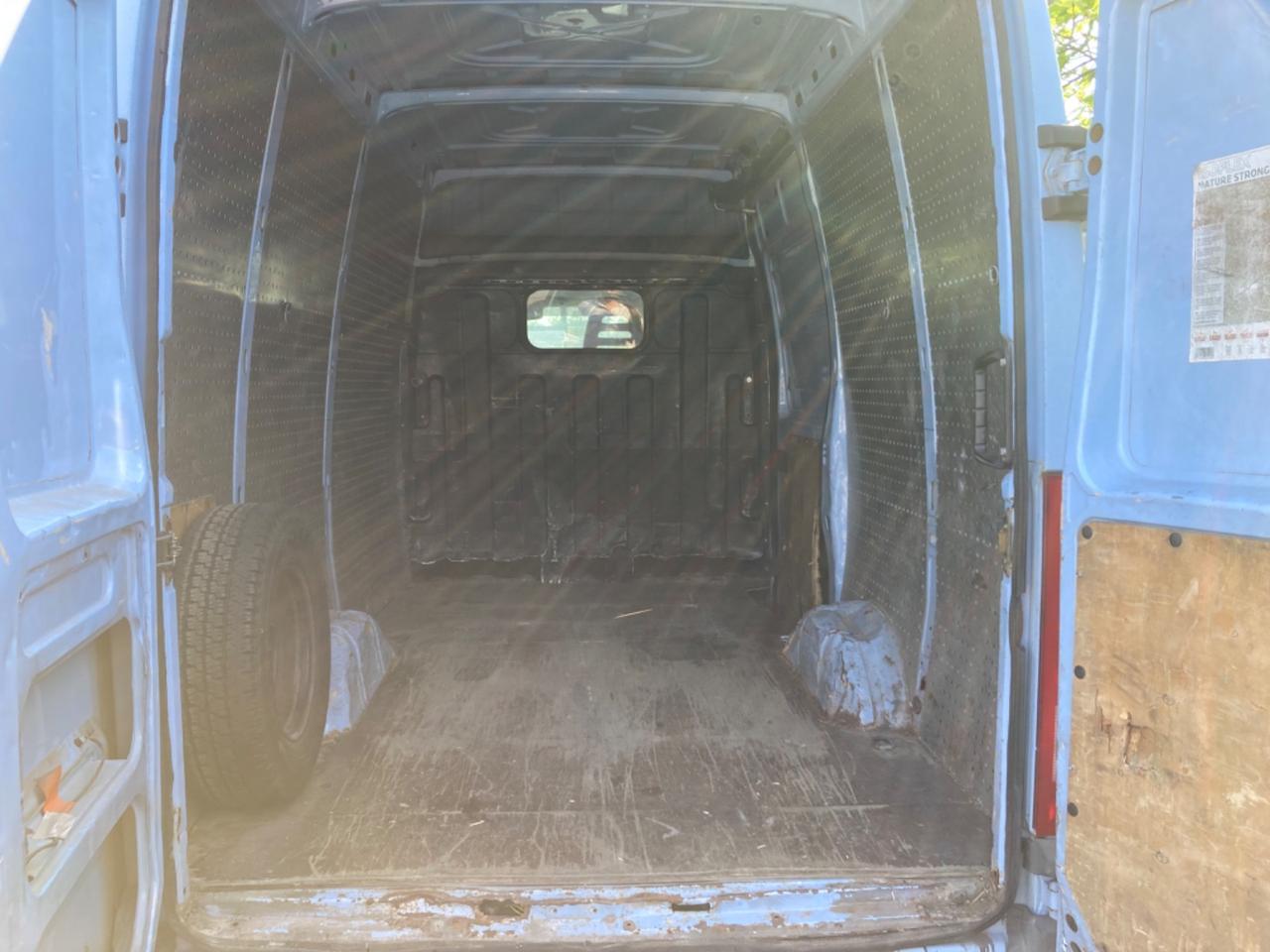 IVECO DAILY 2.3 UNIJET (TETTO ALTO) 3 POSTI