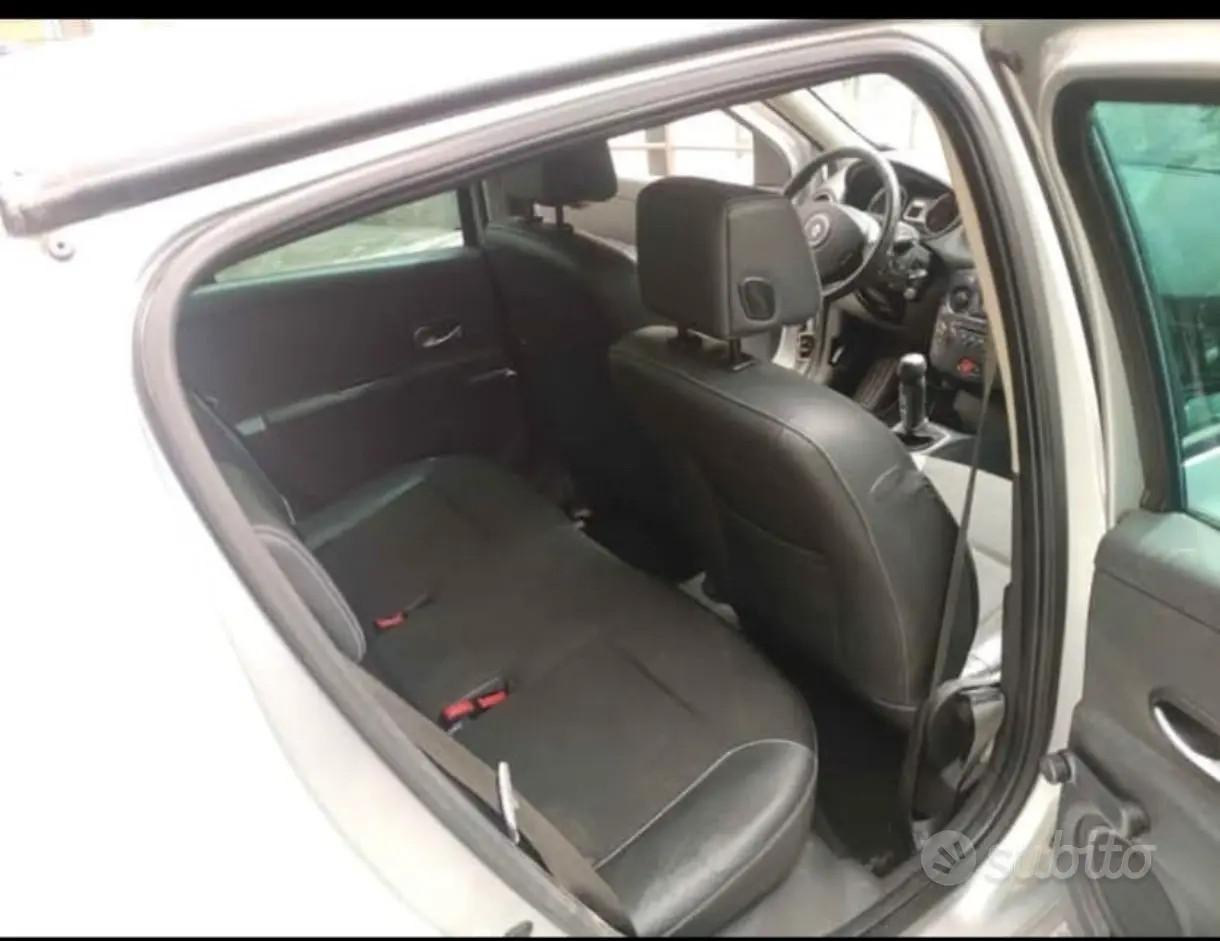 Renault Clio 1.2 benzina frizione e motore