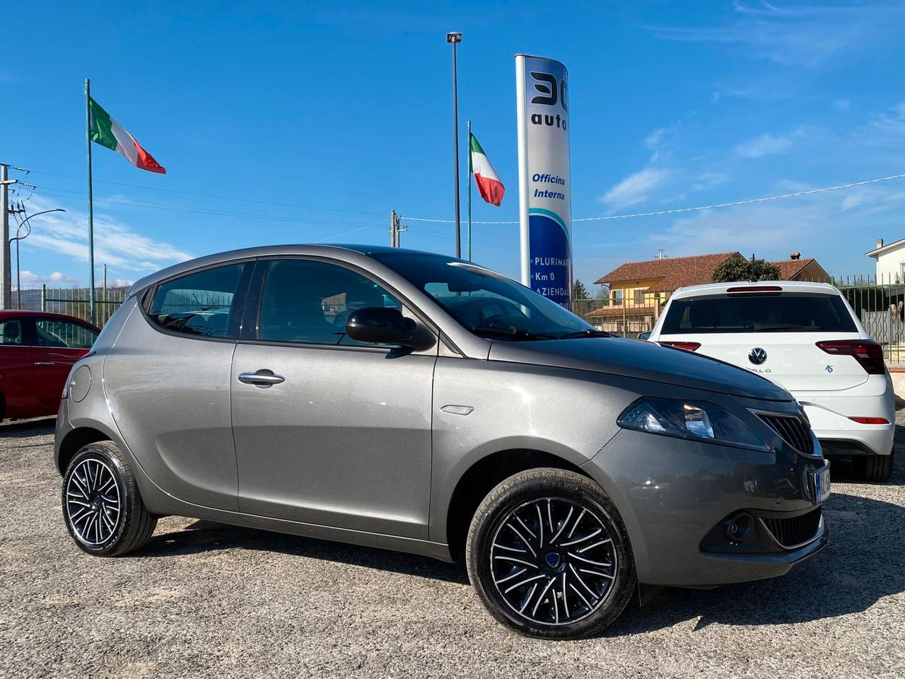 Lancia Ypsilon 1.0 FireFly 5 porte S&S Hybrid Ecochic Gold 10/2022