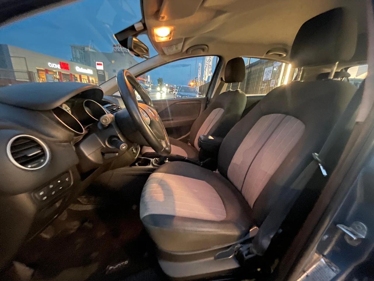 Fiat Punto 1.3 MJT II S&S 95 CV 5 porte Street