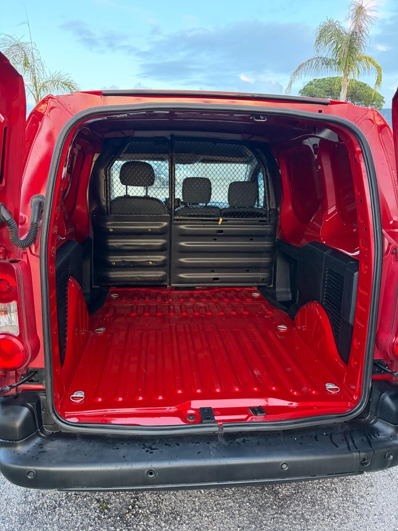 Peugeot Partner 1.6 HDi 92CV