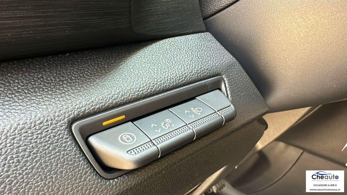 RENAULT - Trafic Life PASSO LUNGO 9 Posti - Pronta consegna