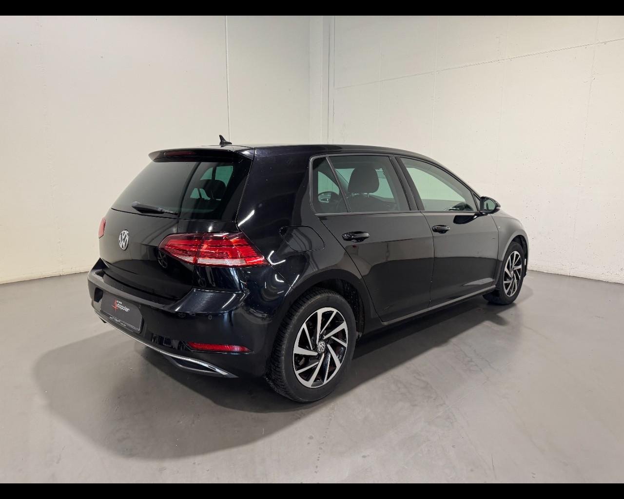 VOLKSWAGEN GOLF 1.6 TDI HIGHLINE
