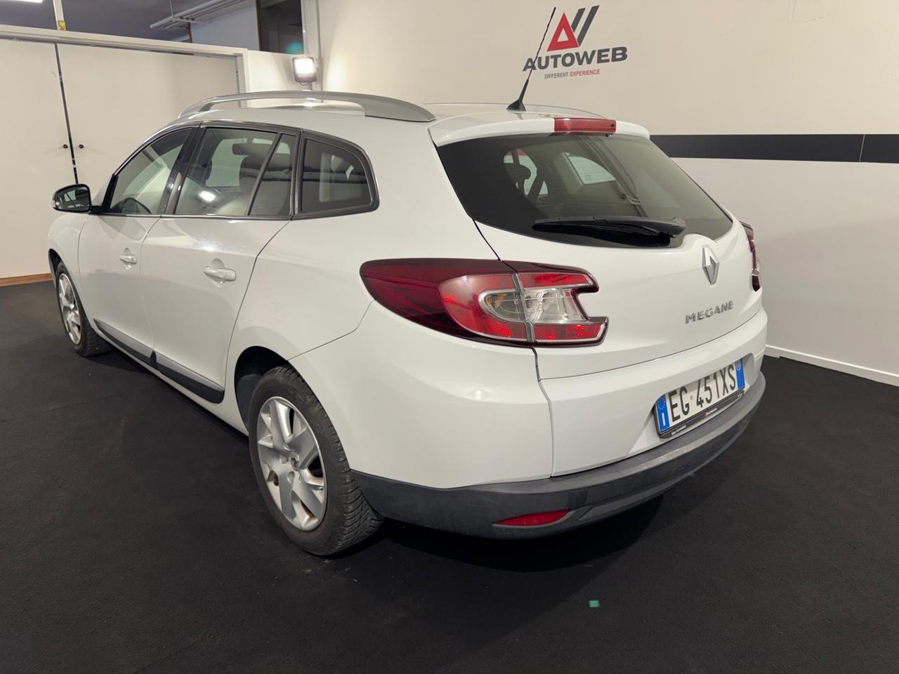 Renault Megane Mégane 1.6 SporTour Attractive