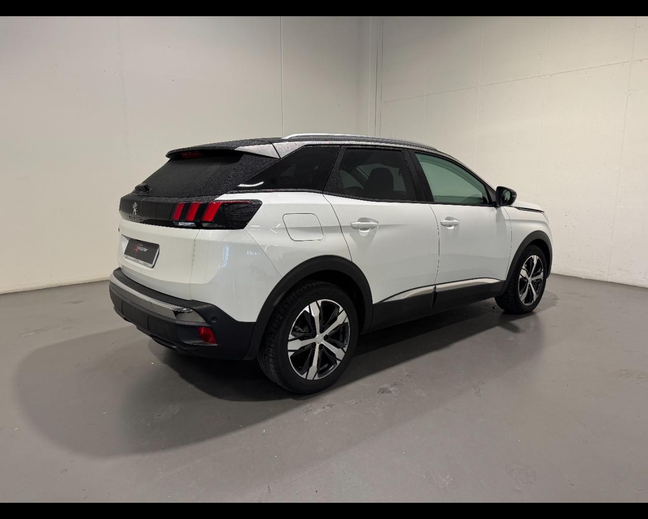 PEUGEOT 3008 1.5 BLUEHDI ALLURE