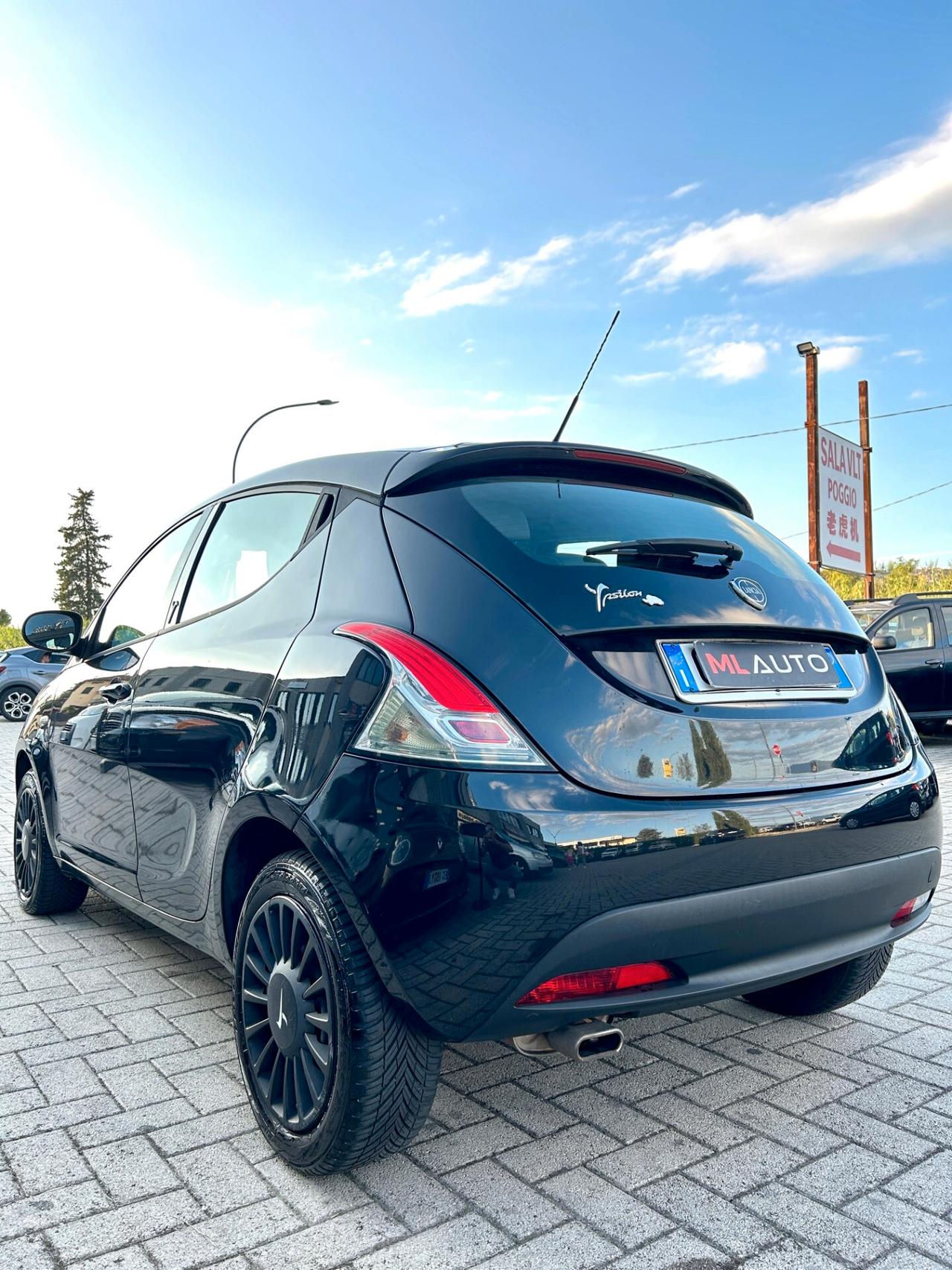 Lancia Ypsilon 1.3 MJT 16V 95 CV 5 porte S&S Elle
