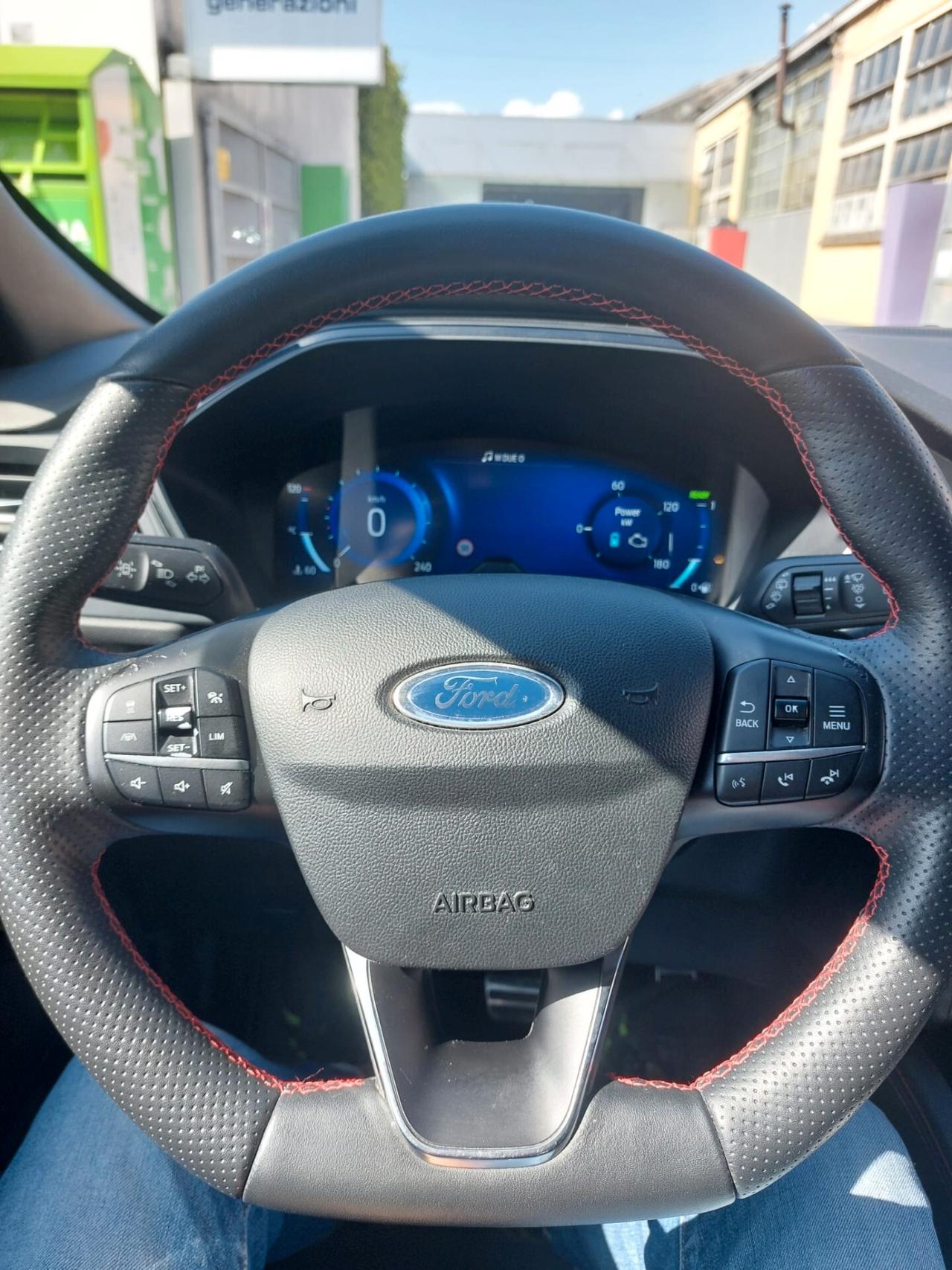 Ford Kuga 2.5 Plug In Hybrid 225 CV ST-Line X