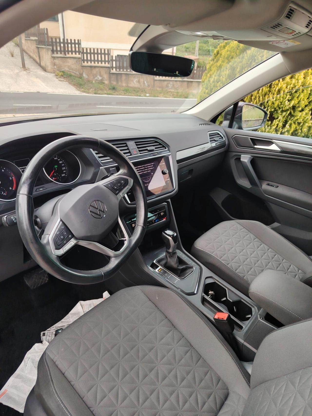Volkswagen Tiguan 2.0 TDI 150 Cv Life Aziendale Iva Esposta Italiana 60.000Km-CONSEGNA IN TUTTA ITALIA-