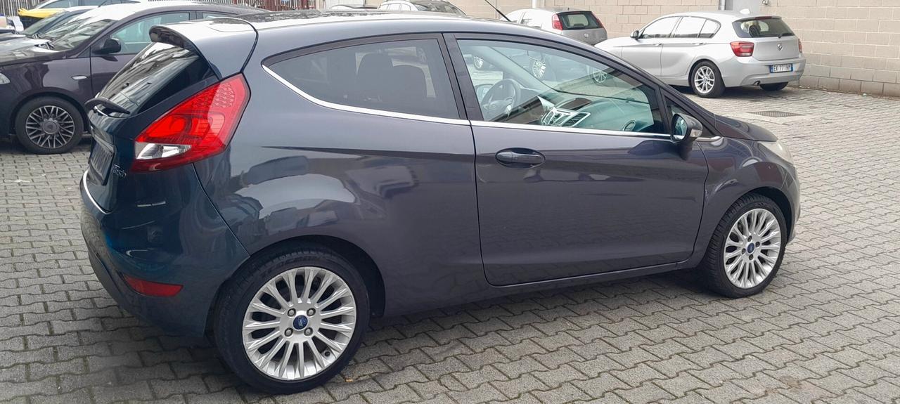 Ford Fiesta 1.2 16v Titanium E5 NeopatentatiOK