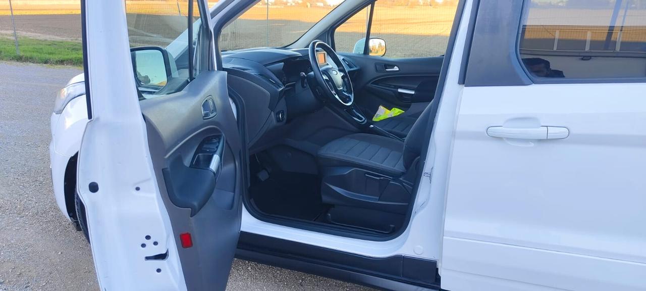 Ford Tourneo Connect Connect7 1.5 TDCi 120 CV Titanium