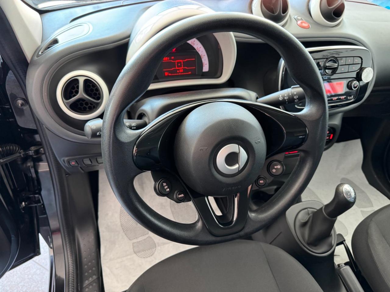 Smart forfour 1.0 Passion 71cv Total Black