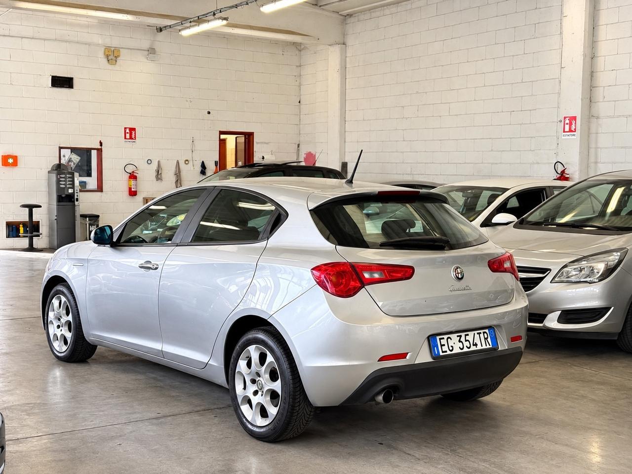 Alfa Romeo Giulietta 1.6 JTDm-2 105 CV Exclusive