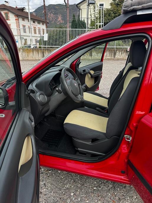 Fiat Panda II Benzina 1.2 Emotion Rosso