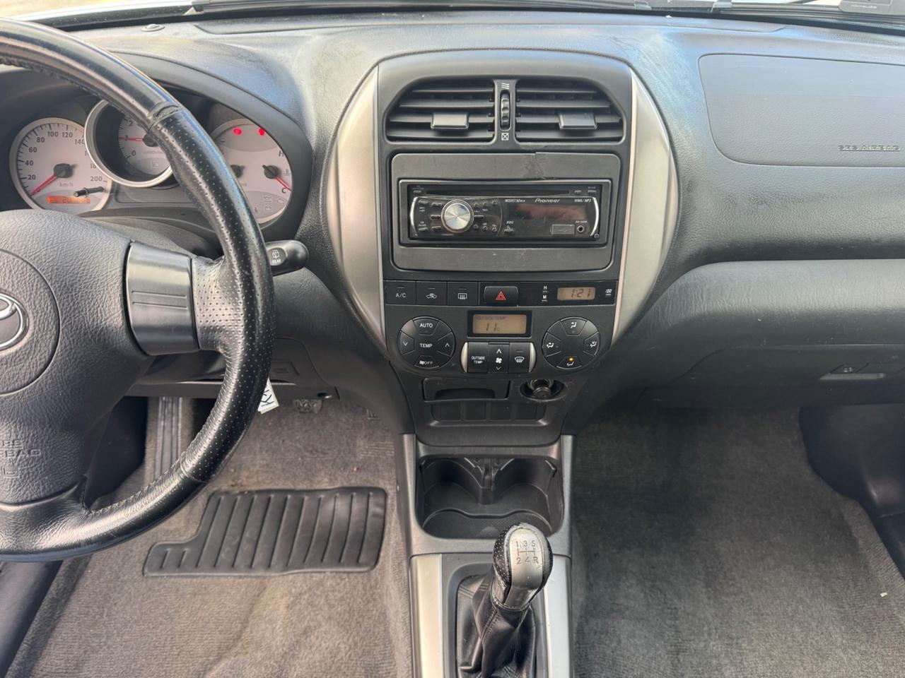 Toyota RAV 4 RAV4 2.0 Tdi D-4D 5 porte Sol