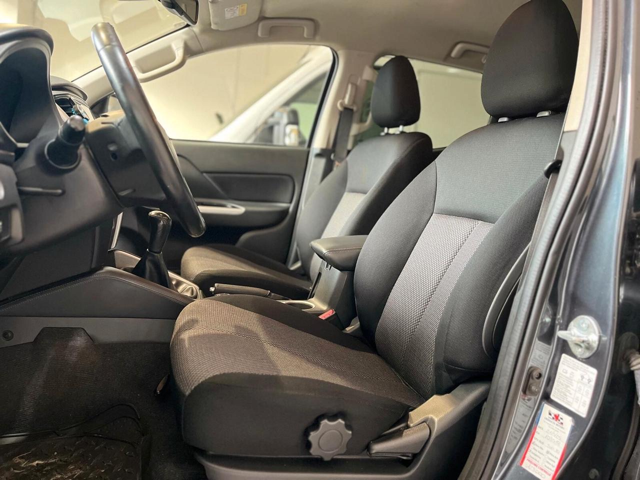 MITSUBISHI L200 2.3 D Double Cab 4x4 *2021* *UNICOPRO* *FULL*