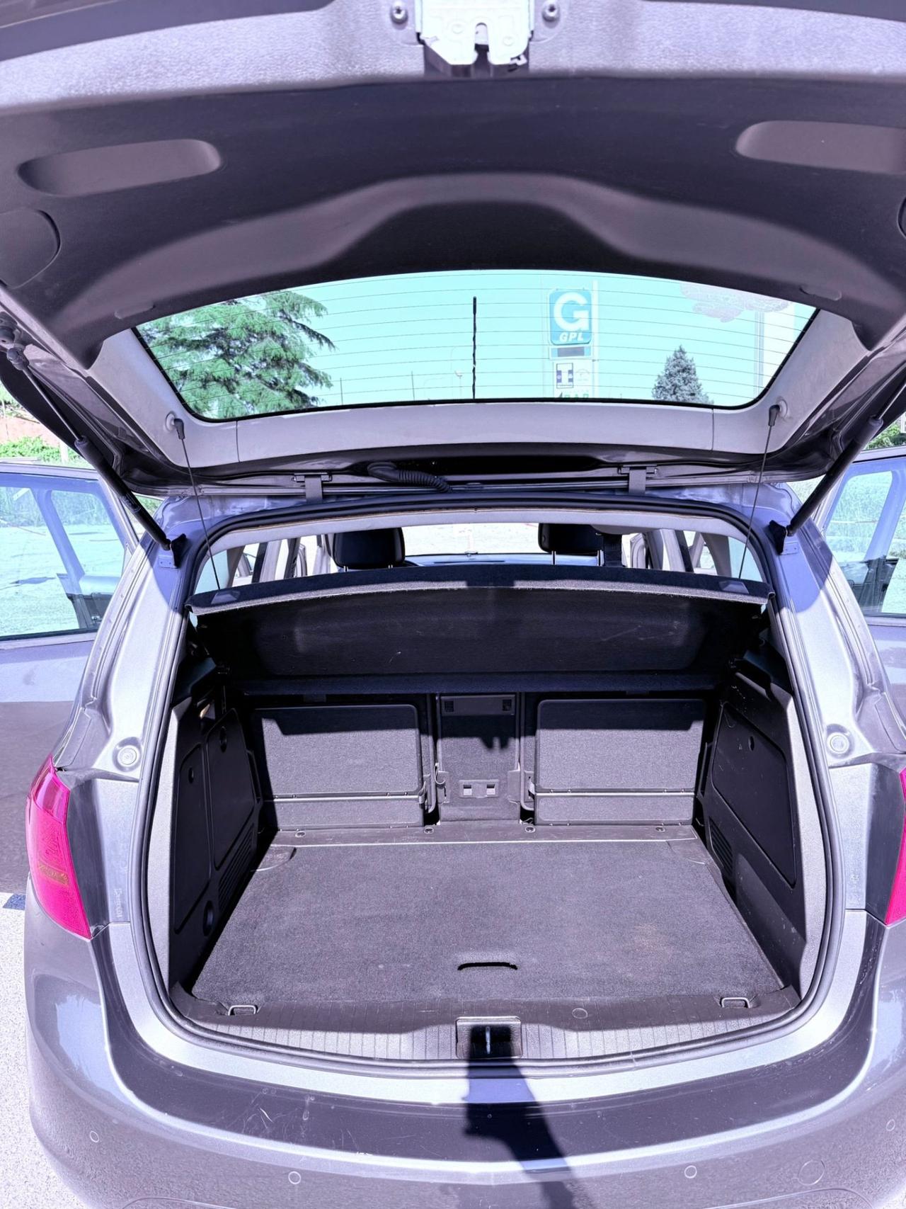 Opel Meriva 1.3 CDTI Ok neopatentati