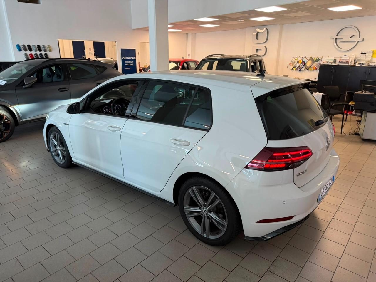 Volkswagen Golf 1.0 TSI 115 CV 5p. Sport BlueMotion Technology