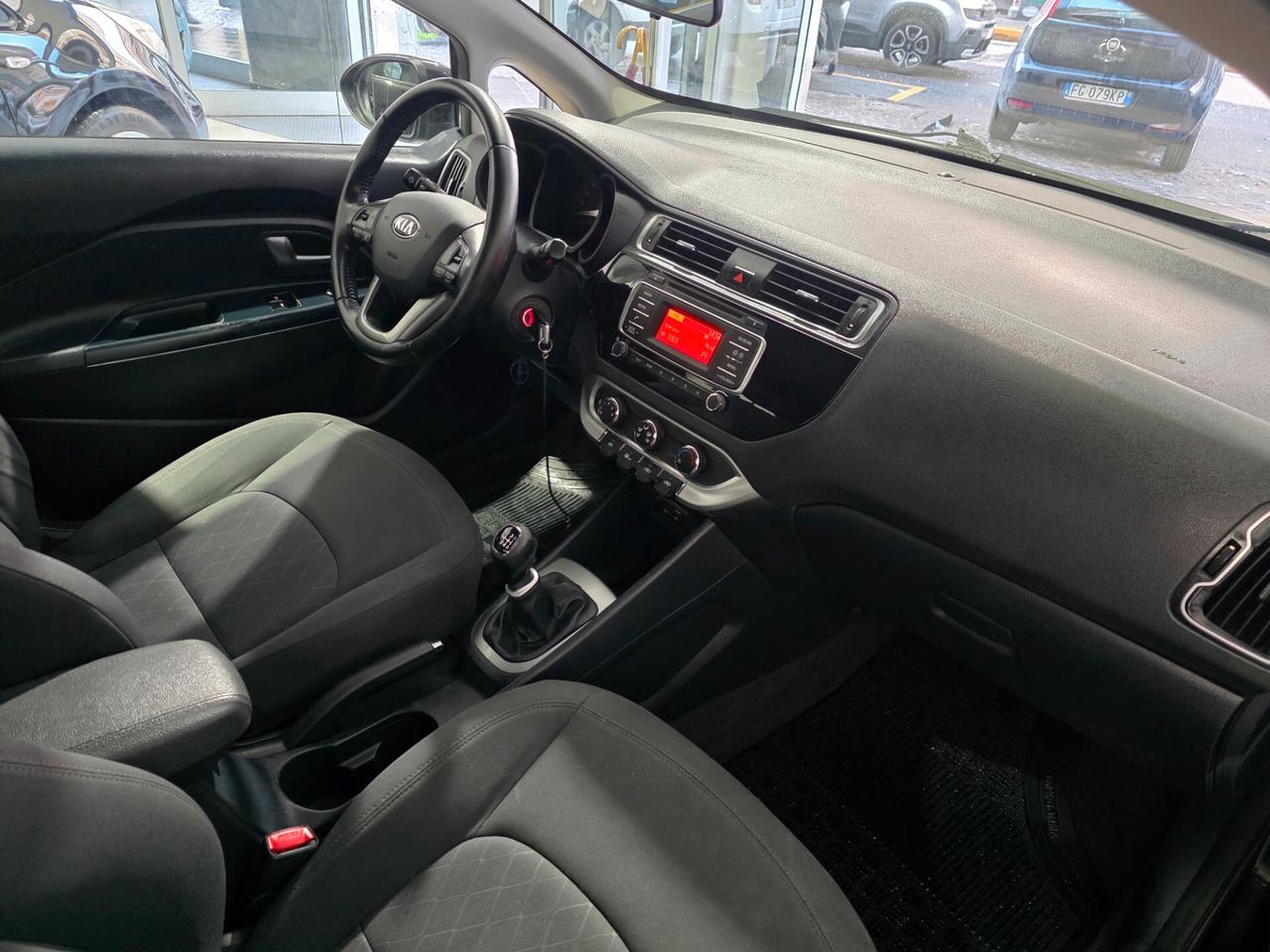 Kia Rio 1.1 CRDi 75cv 5p Cool 2017