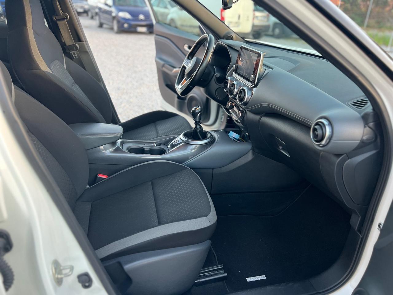 Nissan Juke 1.0 DIG-T 114 CV N-Connecta