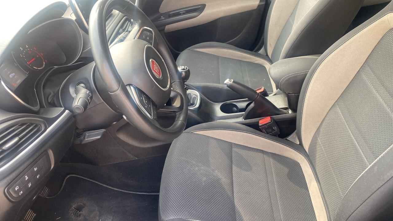 Fiat Tipo 1.6 Mjt 4 porte Lounge