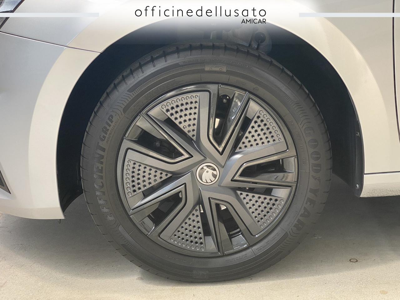 Skoda Fabia 1.0 mpi 80cv 130 edition