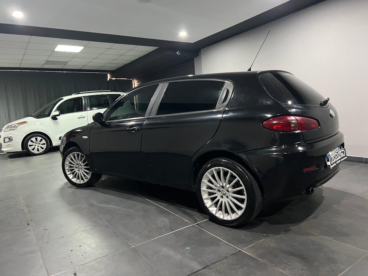 Alfa Romeo 147 5 Porte 147 5/P 1.9 jtd 120cv TOTAL BLACK