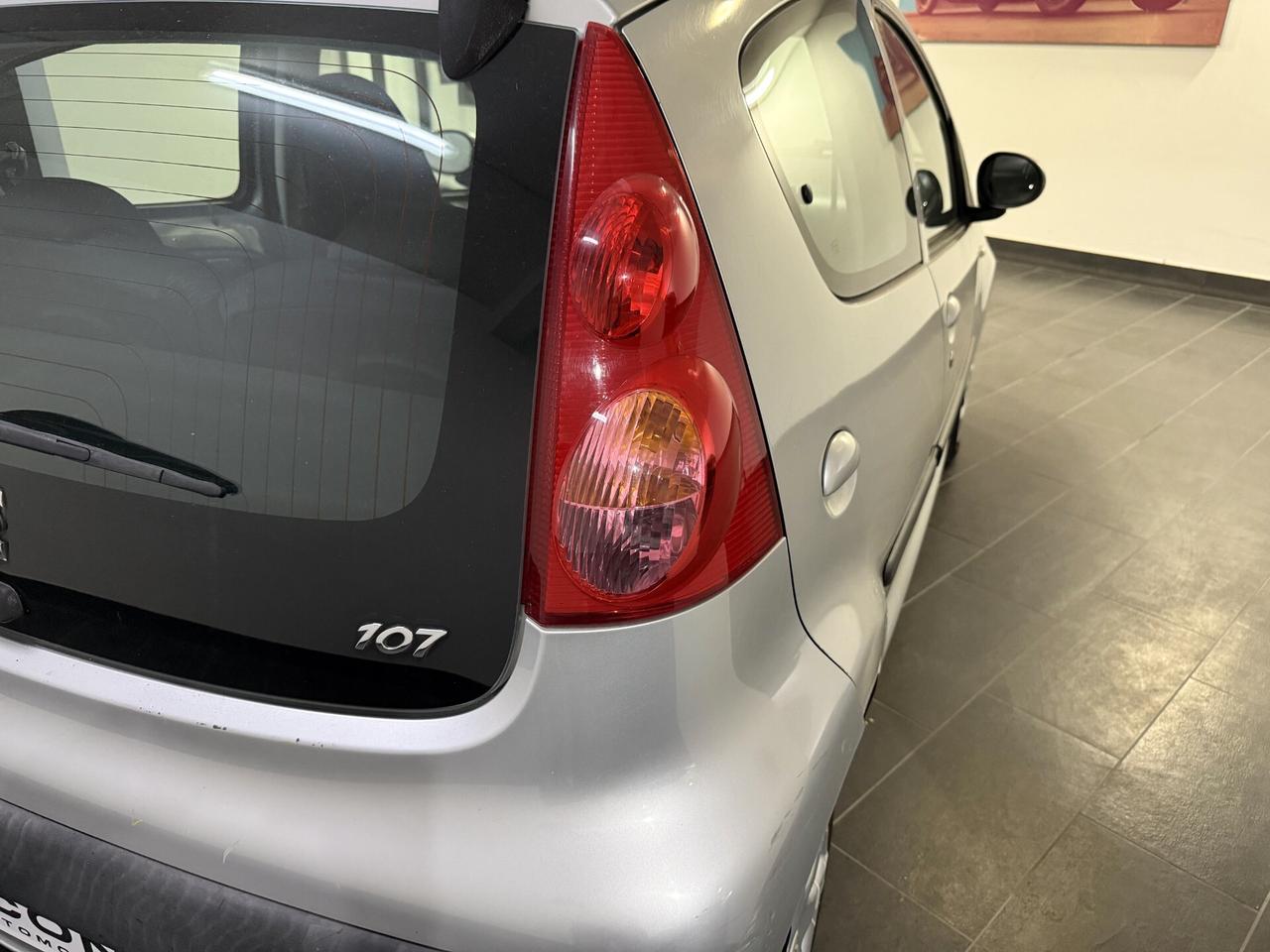 Peugeot 107 1.0 68CV 3p. Desir